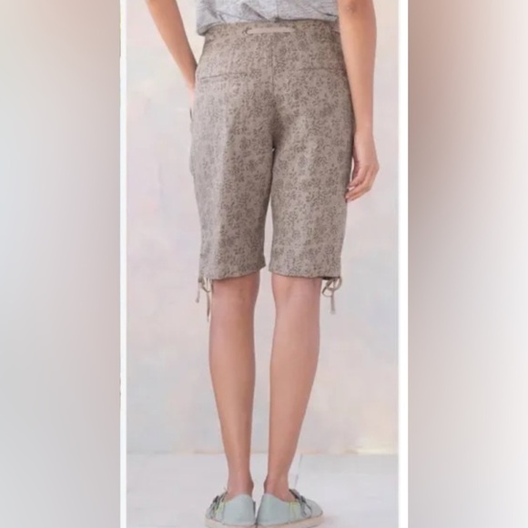 Sundance Baylee Bermuda Shorts Linen Blend Tan Floral Cargo Relaxed Fit Size 4 - Picture 15 of 15